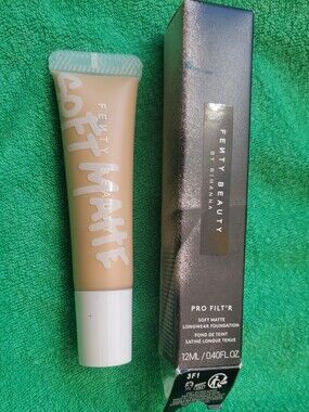 Fenty Beauty Soft Matte Foundation Tube - Beige